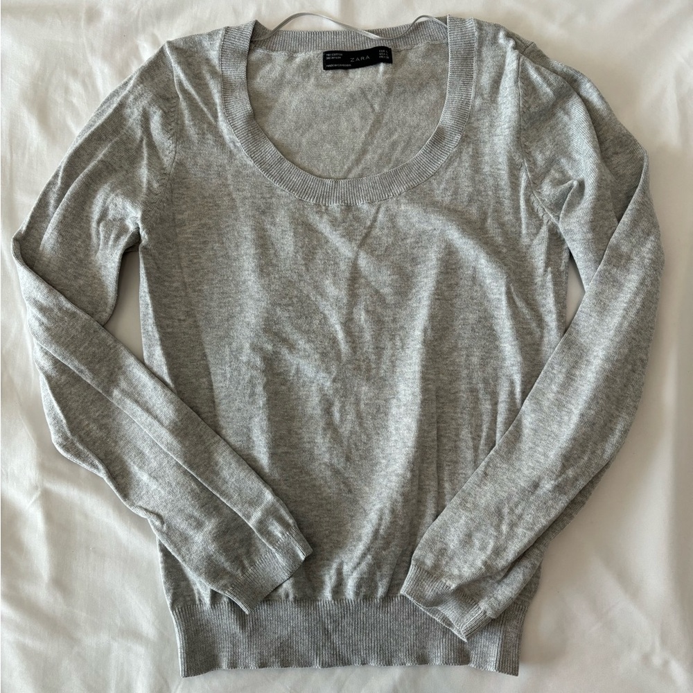 Zara knit sweater M